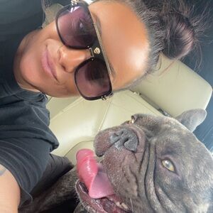 Meet your Posher, Jasmine